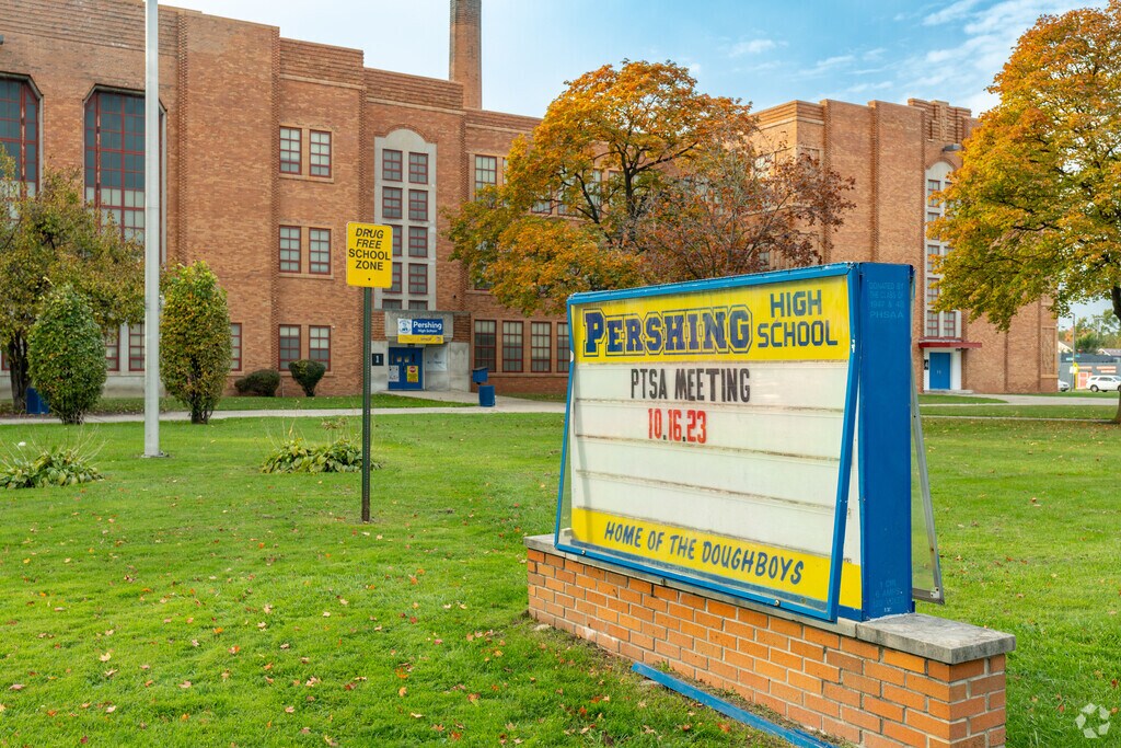 pershing-high-school-detroit-mi-primaryphoto