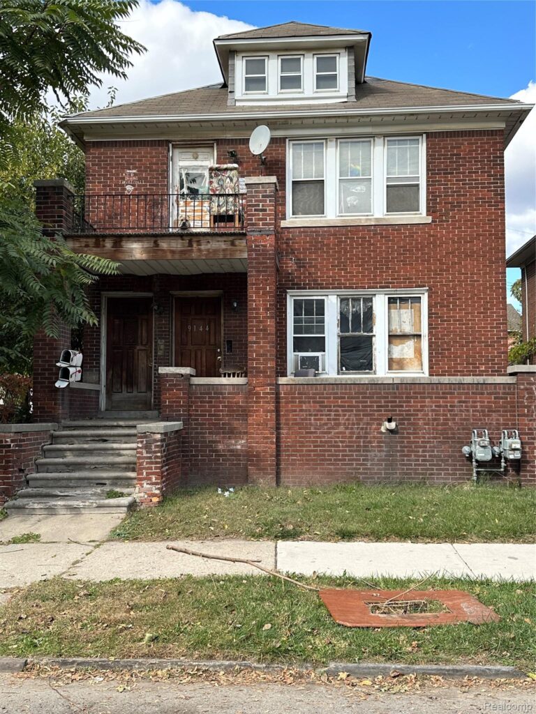 9144 Lane Street