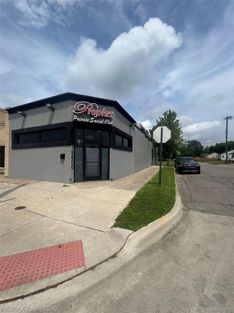 19600 Joy Road, Detroit, MI 48228