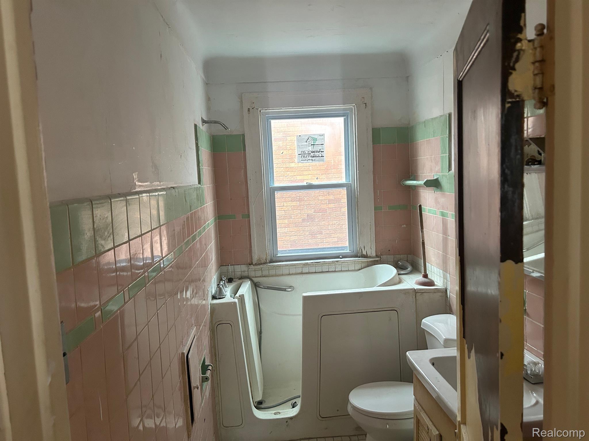 Photo 3 of 16170 Stoepel Street