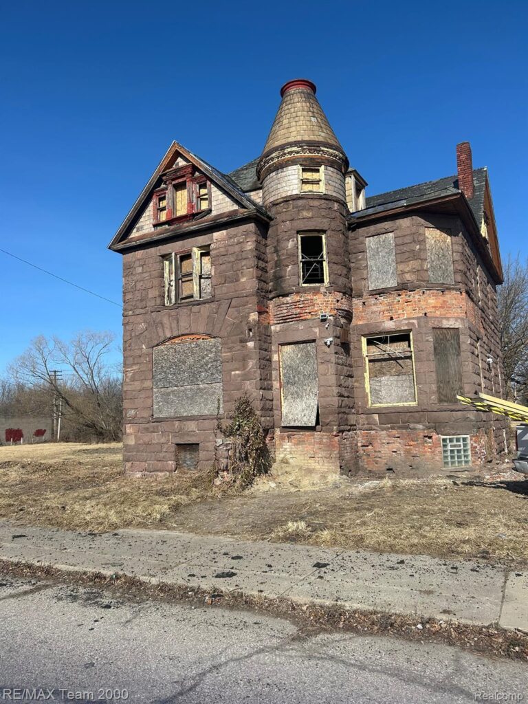 3704 Fourteenth St, Detroit, MI 48208