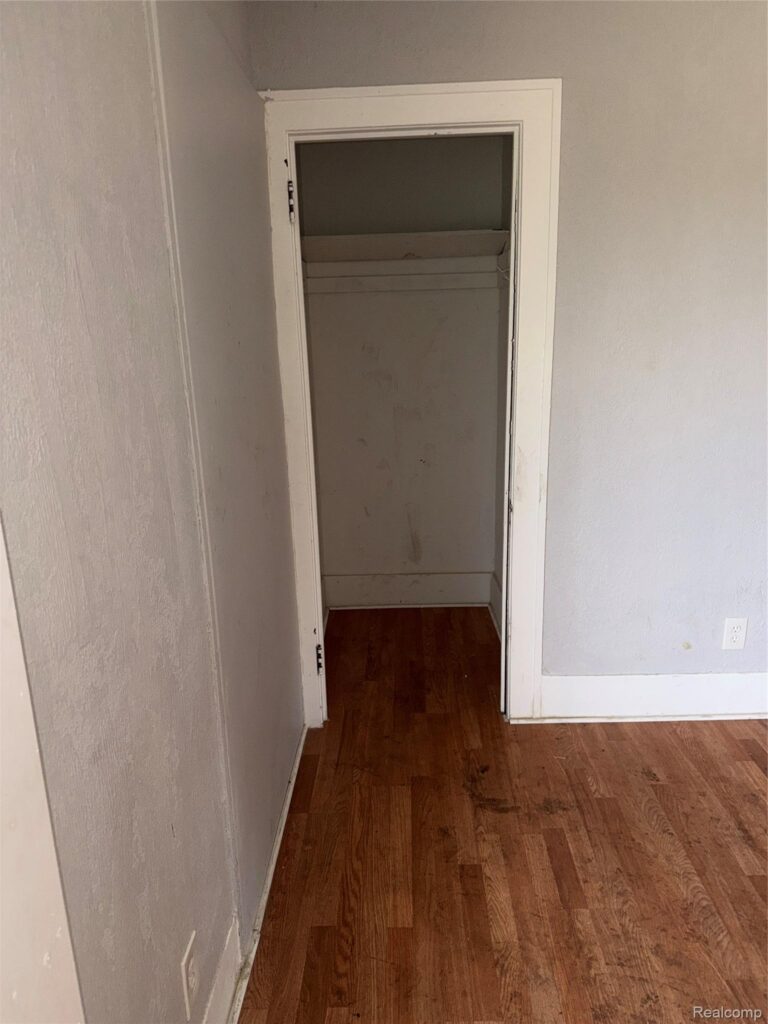 2174 Springle Street - 48215