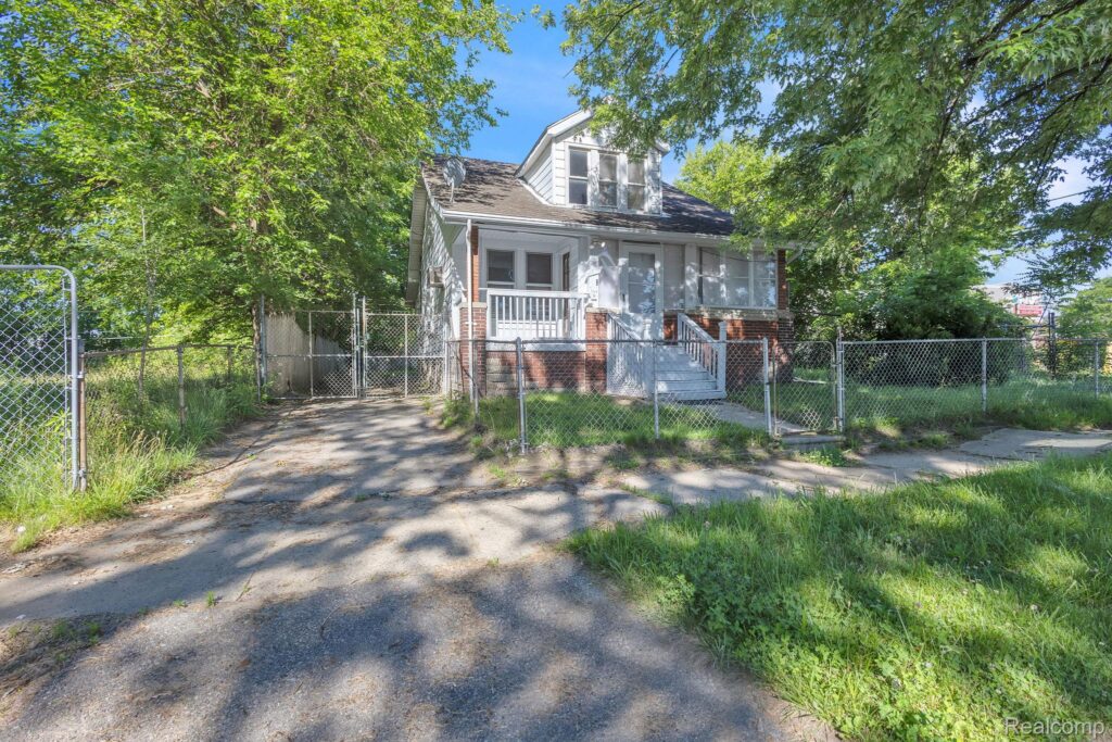 4877 Maynard Street, Detroit, MI 48215