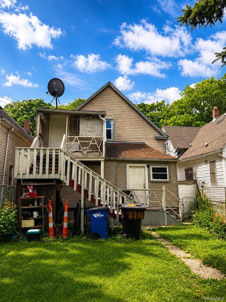3716 Greusel Street, Detroit, MI 48210
