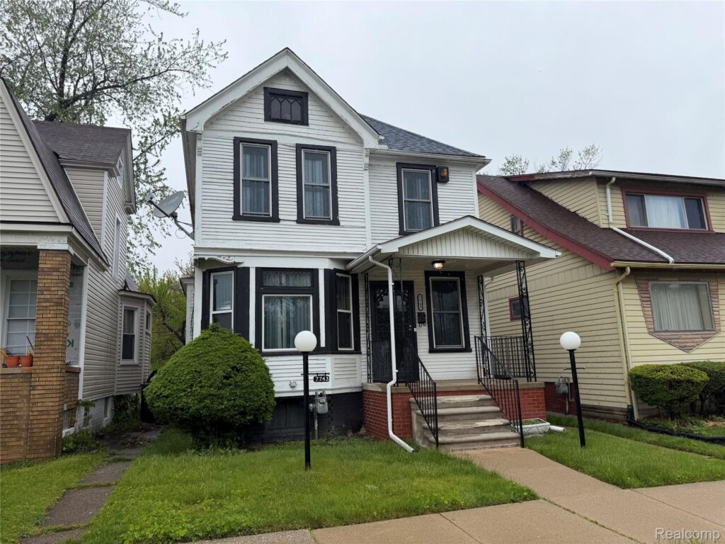7743 Canfield Street, Detroit, MI 48214