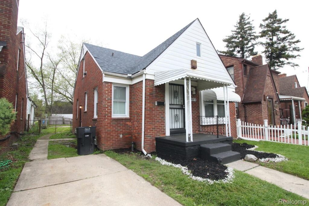 16873 Mansfield Street, Detroit, MI 48235